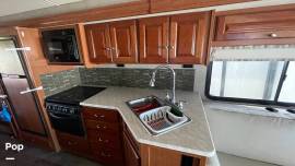 2019 Winnebago Sunstar 29VE, $ 72,000