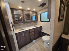 2022 Thor Motor Coach Aria 4000, $ 224,500