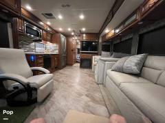 2017 Fleetwood Bounder 34T, $ 65,000