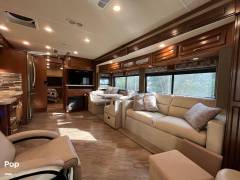 2017 Fleetwood Bounder 34T, $ 65,000