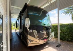 2013 Winnebago Tour 42QD, $ 169,000