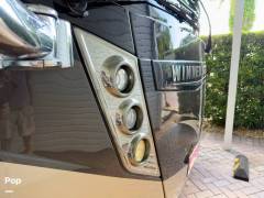 2013 Winnebago Tour 42QD, $ 169,000