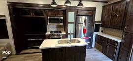 2021 Cedar Creek Silverback 31IK, $ 37,000