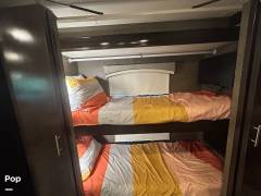 2019 Thor Motor Coach Miramar 37.1, $ 128,000