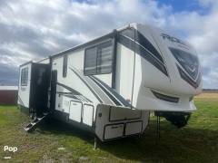 2021 Forest River Vengeance Rogue 351G2, $ 55,000