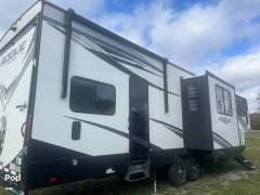 2021 Forest River Vengeance Rogue 351G2, $ 55,000