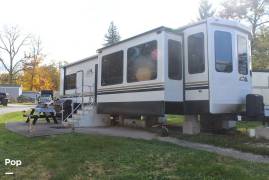2023 Cedar Creek Cottage 40CBAR, $ 72,000