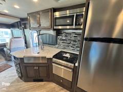 2020 Fleetwood Fortis 34MB, $ 85,000