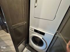 2020 Fleetwood Fortis 34MB, $ 85,000