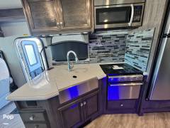 2020 Fleetwood Fortis 34MB, $ 85,000