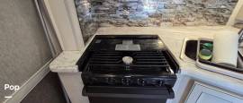 2023 Fleetwood Flair 28A, $ 104,000