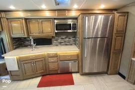 2019 Fleetwood Discovery 38K, $ 145,900