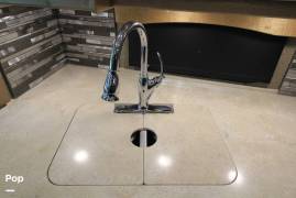 2019 Fleetwood Discovery 38K, $ 145,900
