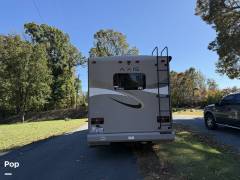 2016 Thor Motor Coach Axis 24.1, $ 53,000