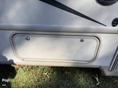 2016 Thor Motor Coach Axis 24.1, $ 53,000