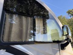 2016 Thor Motor Coach Axis 24.1, $ 53,000