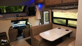 2022 Thor Motor Coach Magnitude SV34 4WD, $ 170,000