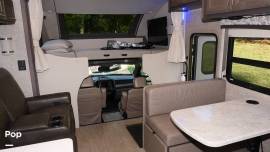 2022 Thor Motor Coach Magnitude SV34 4WD, $ 170,000