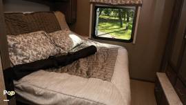 2022 Thor Motor Coach Magnitude SV34 4WD, $ 170,000