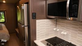 2022 Thor Motor Coach Magnitude SV34 4WD, $ 170,000