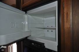 2016 Keystone Carbon 327, $ 35,000