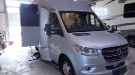2023 Airstream Atlas Murphy Suite, $ 180,000