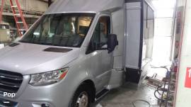 2023 Airstream Atlas Murphy Suite, $ 180,000