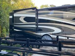 2019 Fleetwood Bounder 35K, $ 112,000