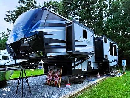 2018 Jayco Seismic 4113, $ 63,995