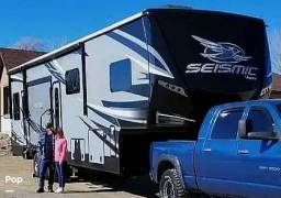 2018 Jayco Seismic 4113, $ 63,995