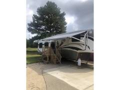 2011 DRV Mobile Suites 38RSSB3, $ 35,000