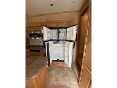 2011 DRV Mobile Suites 38RSSB3, $ 35,000