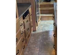 2011 DRV Mobile Suites 38RSSB3, $ 35,000