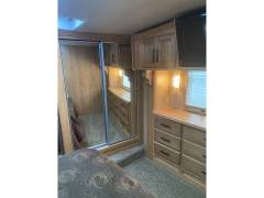 2011 DRV Mobile Suites 38RSSB3, $ 35,000