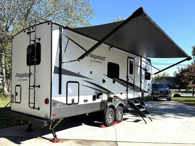 2023 Forest River Flagstaff 826MBR, $ 34,900