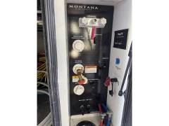 2021 Keystone Montana High Country 351BH, $ 39,500