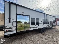 2024 Cherokee Timberwolf 39ALBL BLACK LABEL EDITIO, $ 74,900