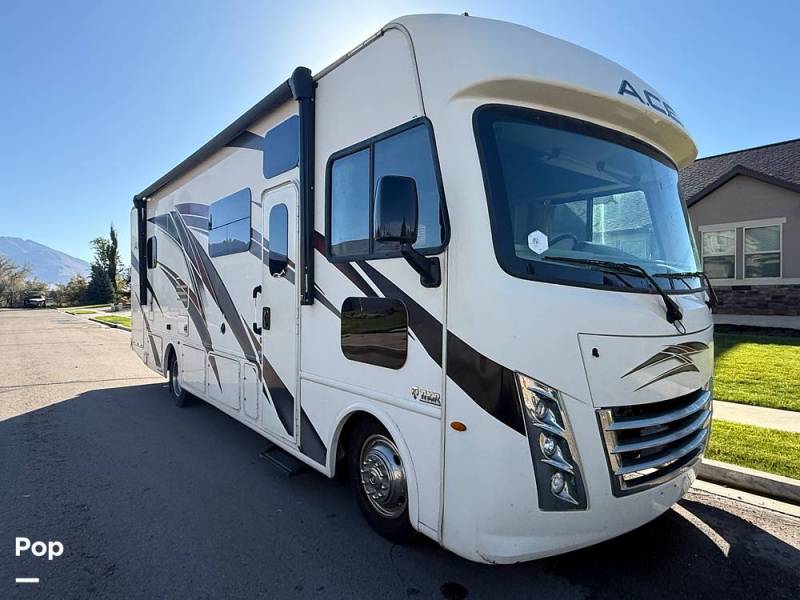 2020 Thor Motor Coach A.C.E. 30.3, $ 64,950
