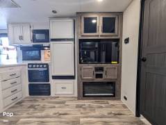 2022 Venture RV SportTrek Touring 302VRB, $ 44,450