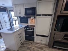 2022 Venture RV SportTrek Touring 302VRB, $ 44,450