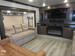 2019 Cedar Creek Silverback 37FLK, $ 54,900