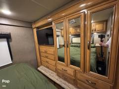 2017 Thor Motor Coach Quantum WS31, $ 49,999