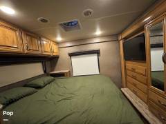 2017 Thor Motor Coach Quantum WS31, $ 49,999