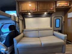 2017 Thor Motor Coach Quantum WS31, $ 49,999