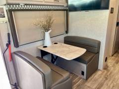 2022 Thor Motor Coach Hurricane 29M, $ 95,000