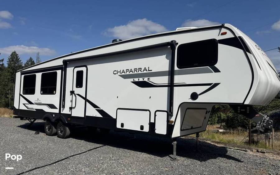 2025 Forest River Chaparral Lite 30BHS, $ 55,600