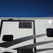 2021 Keystone Fuzion 373, $ 55,000