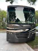 2016 Thor Motor Coach Miramar 34.3, $ 60,000