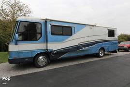 1999 Airstream Cutter 35, $ 38,499