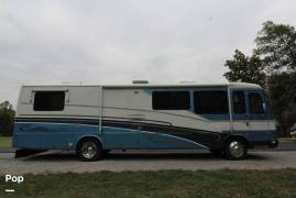1999 Airstream Cutter 35, $ 38,499